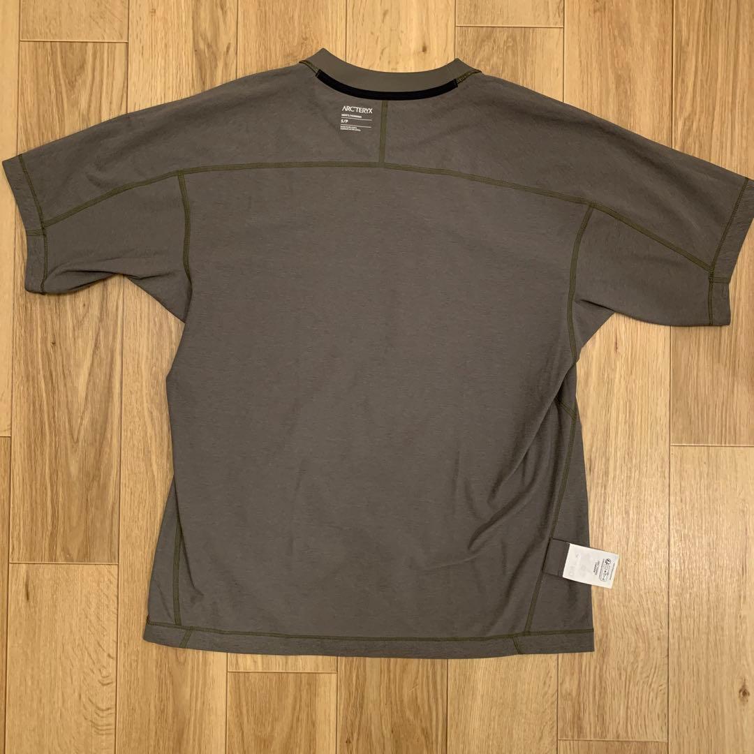 トップス ARC'TERYX KONSEAL POCKET SS M