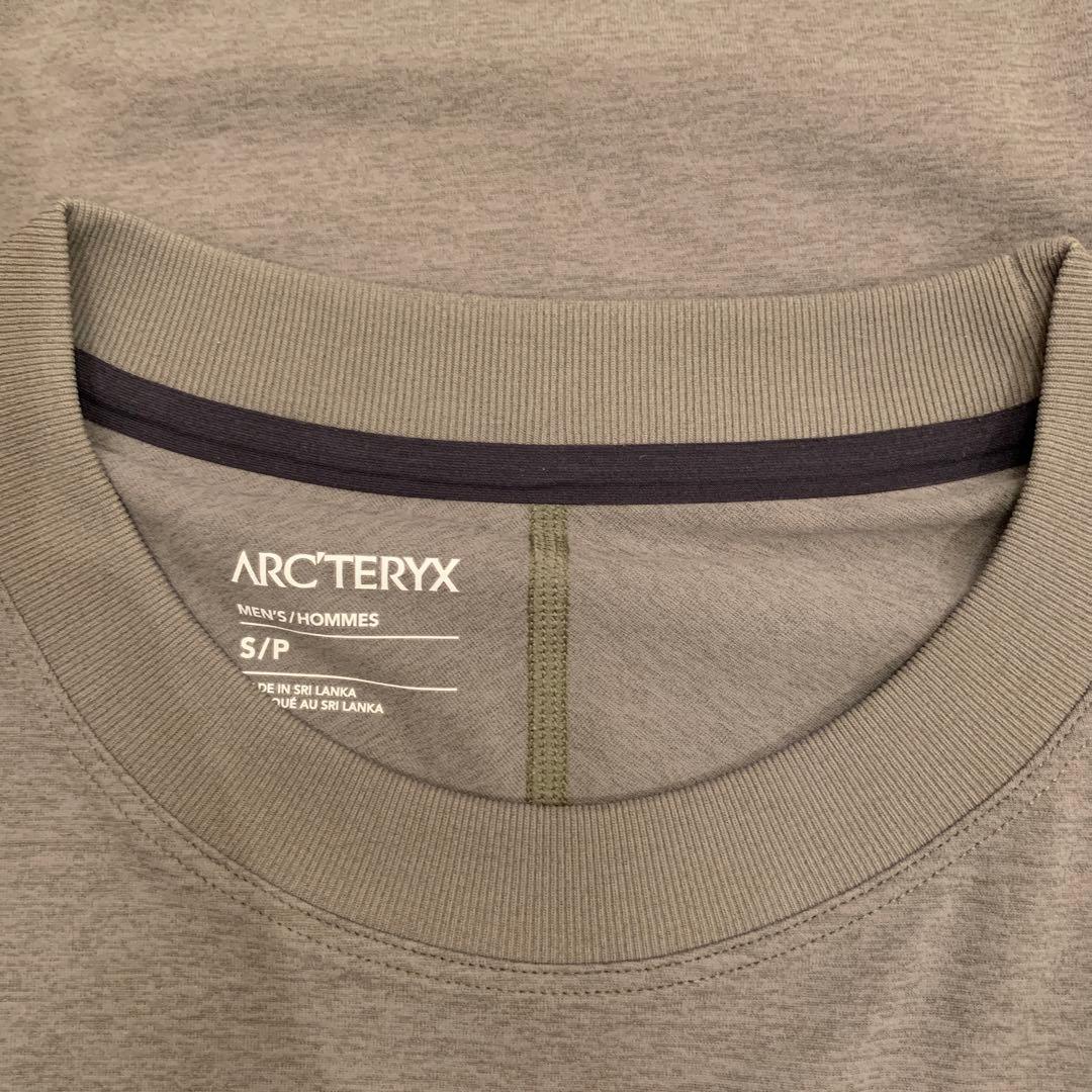 トップス ARC'TERYX KONSEAL POCKET SS M