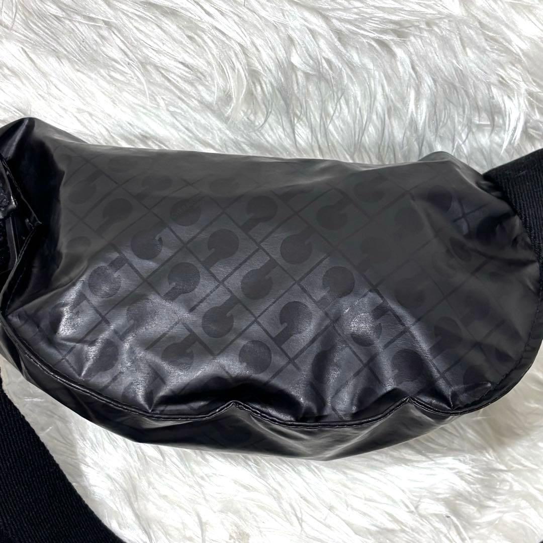 美品✨ゲラルディーニ 総柄 ウエストバッグ ボディバッグ ショルダーバッグ 黒