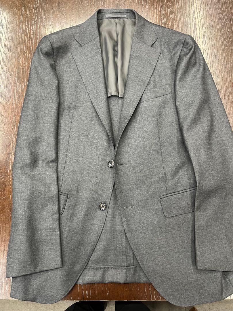 新品　オリジナルテーラードスーツ　つんつん