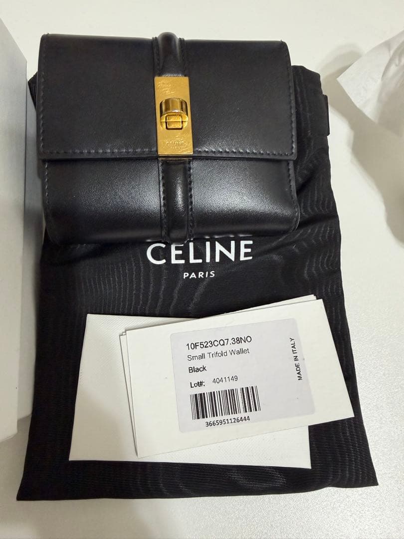 CELINE スモール トリフォールドウォレット サテンドカーフスキン