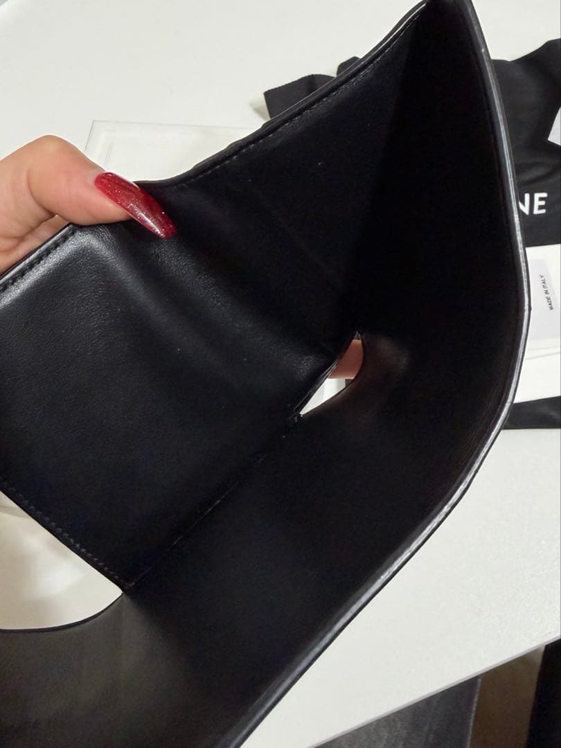CELINE スモール トリフォールドウォレット サテンドカーフスキン