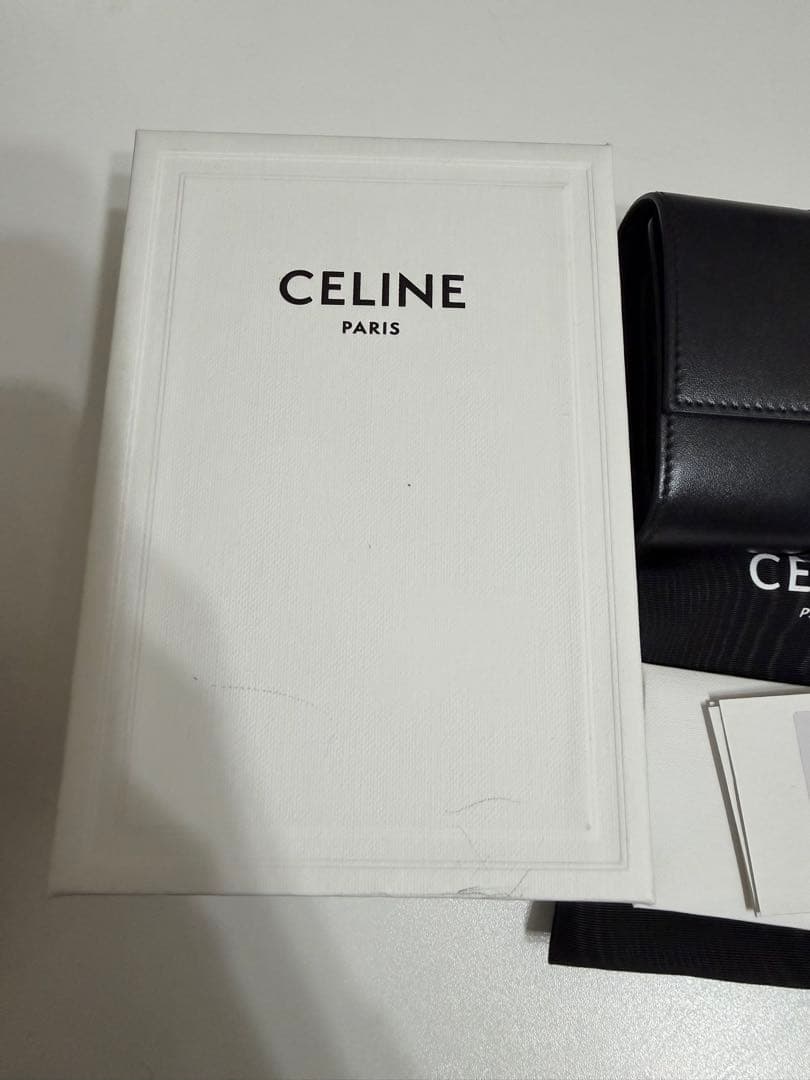 CELINE スモール トリフォールドウォレット サテンドカーフスキン