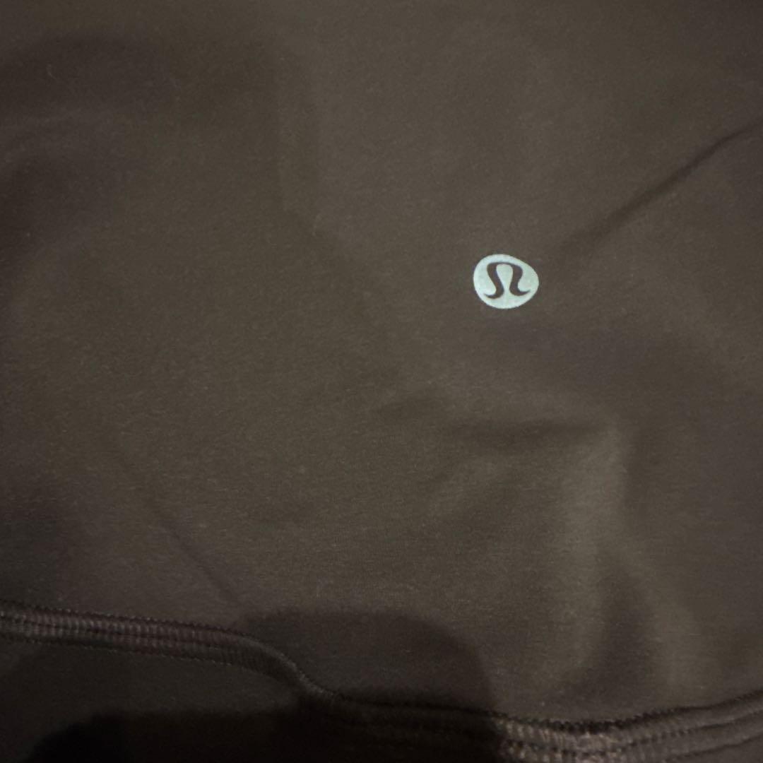 Lululemon ダークブラウン レギンス　踵 が開いてる、トレンカタイプです