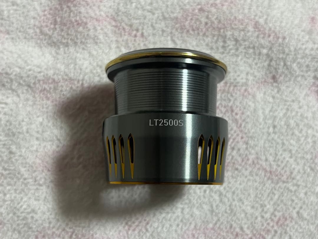 や*ん様 新品・未使用　ダイワ　23エアリティ LT2500S 純正スプール