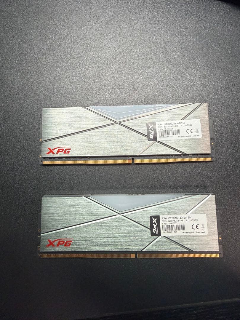 XPG DDR4 メモリ 2枚セット