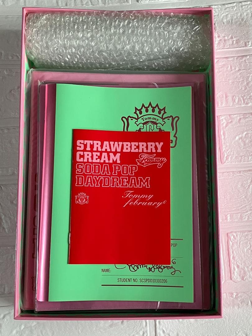 ミュージック  february6 STRAWBERRY CREAM