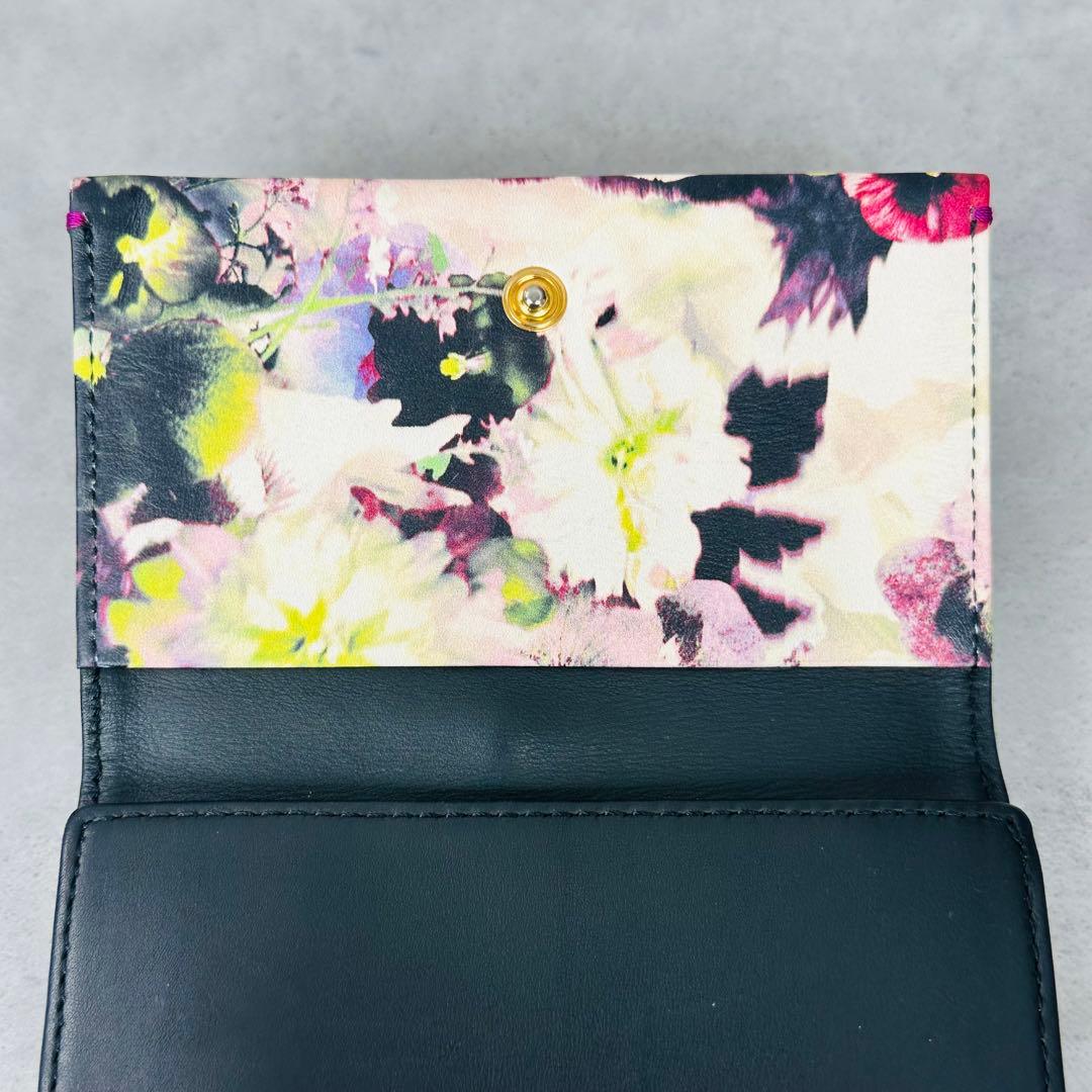 廃盤✨Paul Smith マーガレットプリントトリム がま口 三つ折り財布①