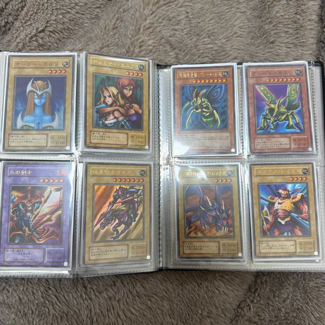 遊戯王カード112枚　バインダー　まとめ売り　セット　引退品
