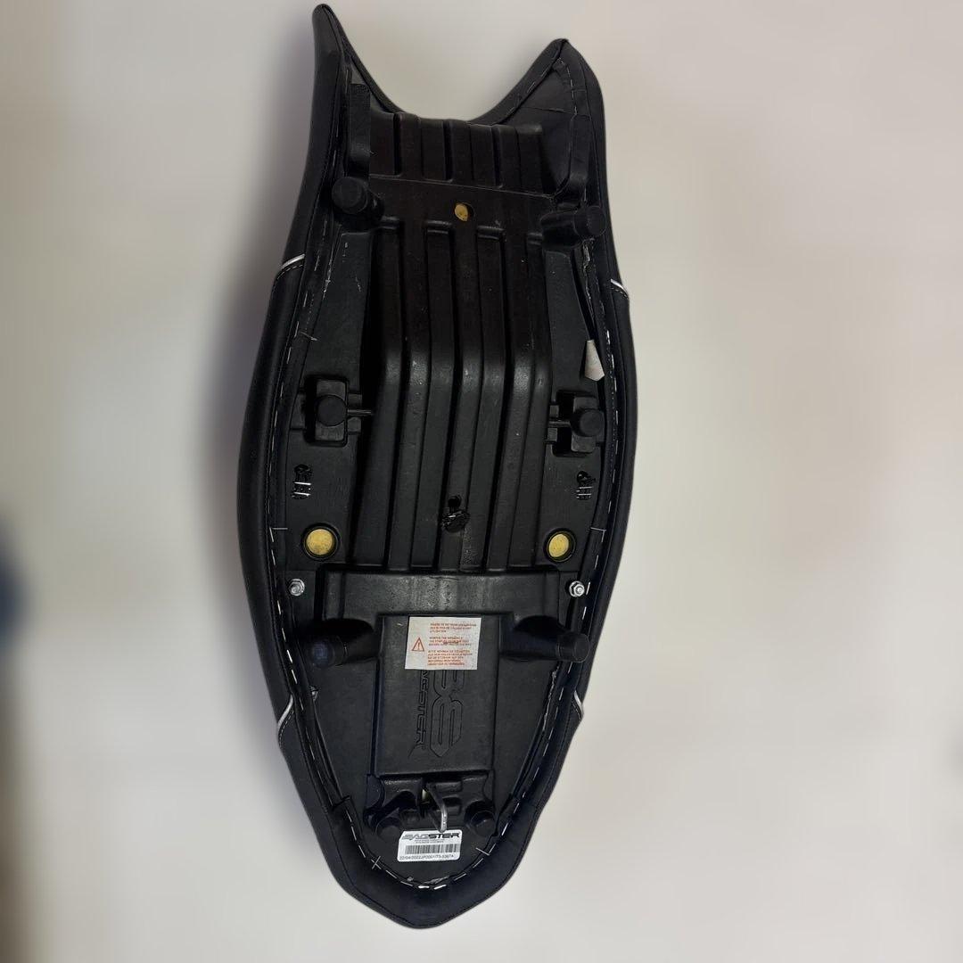 SV650バクスターレディーシート