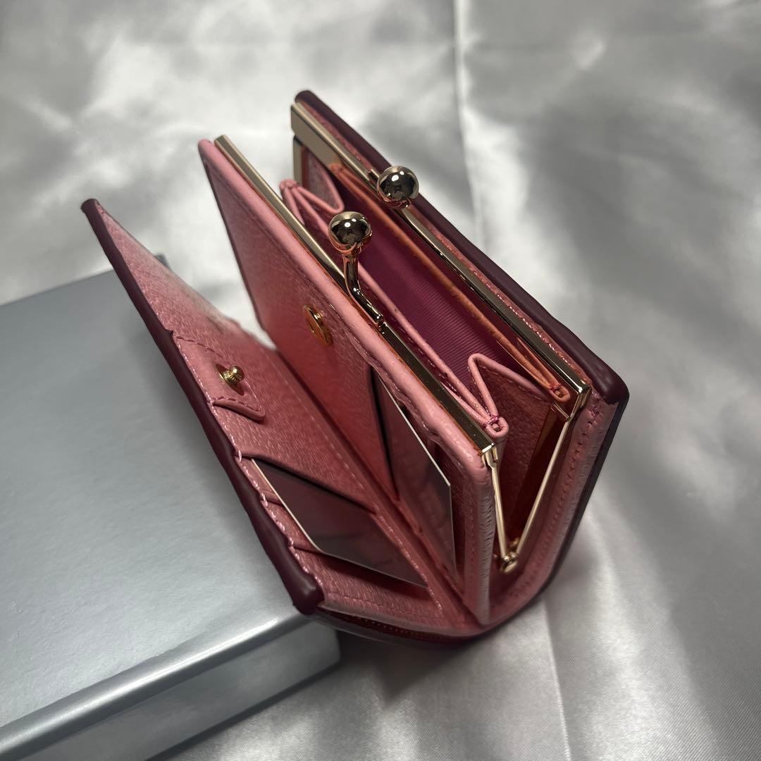 新品VivienneWestwoodピンク 蝶々留め 二つ折り財布 可愛い