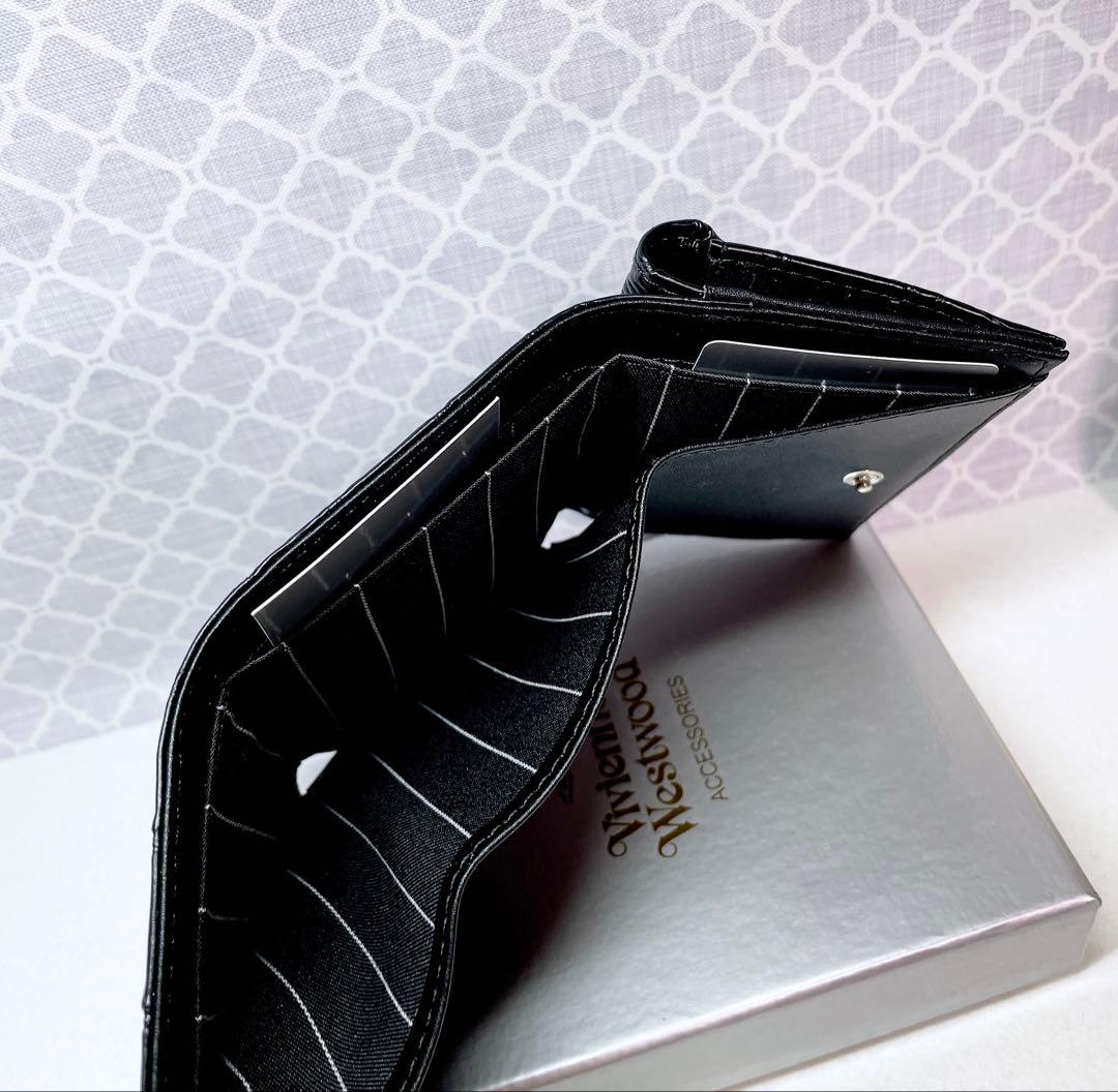 【内柄も素敵☆最新】Vivienne Westwood 三折財布 ブラック