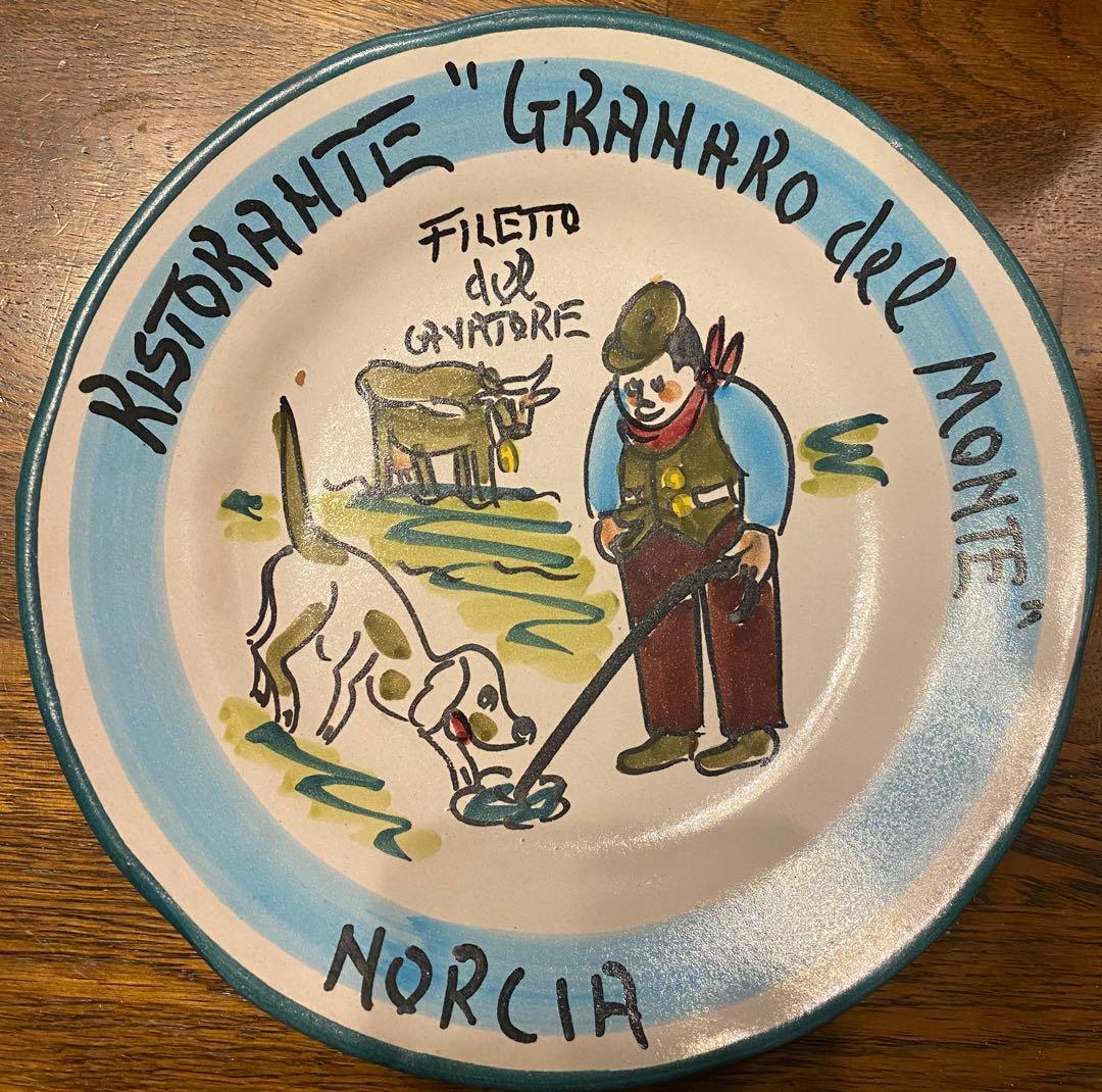 ブオンリコルド　イタリア製絵皿　1994 Norcia