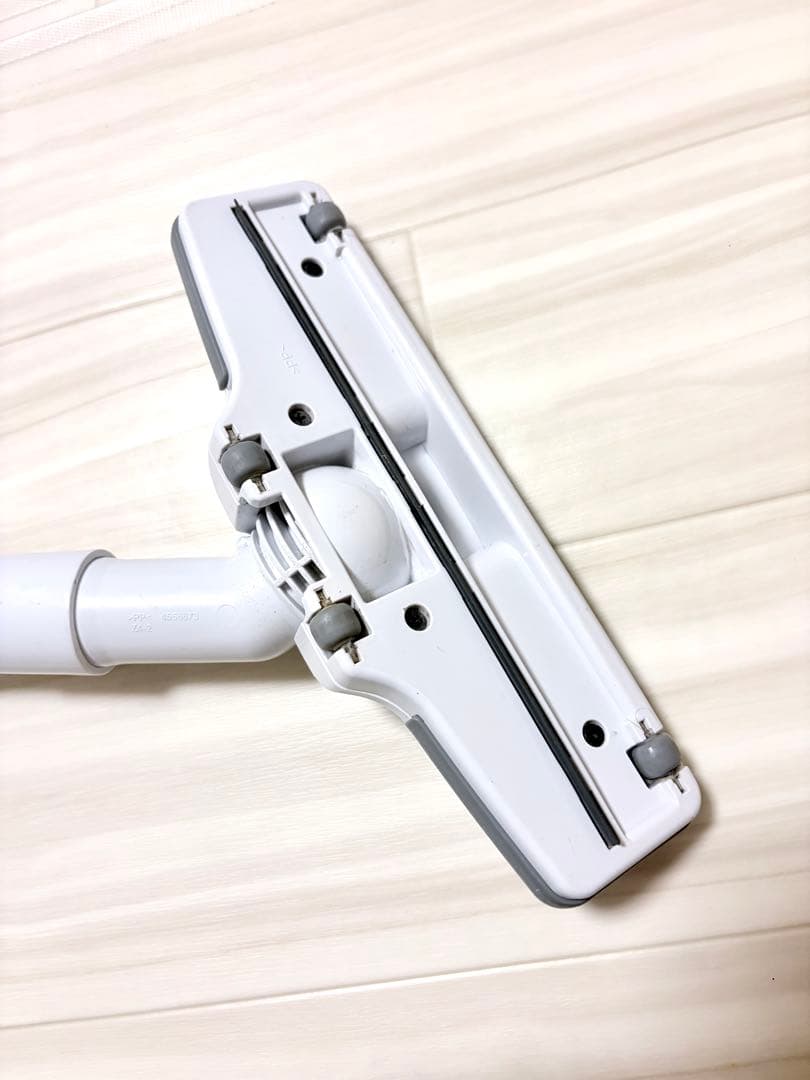 マキタ コードレス掃除機　CL107FDSHW