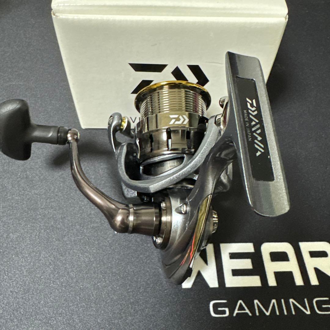 Daiwa スピニングリール 15 ルビアス　2508PE-H
