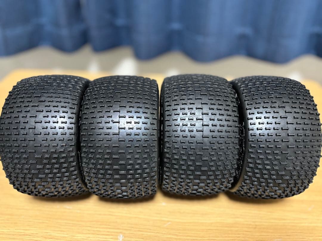 サ*ス様 HPI サベージ オフロードタイヤ ホイール