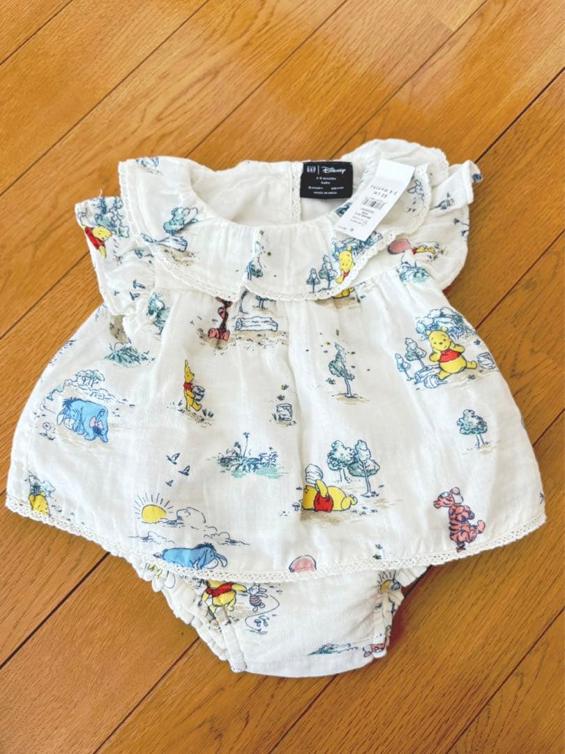 新品タグ付 GAP プーさん コットンガーゼコーデセット　60cm