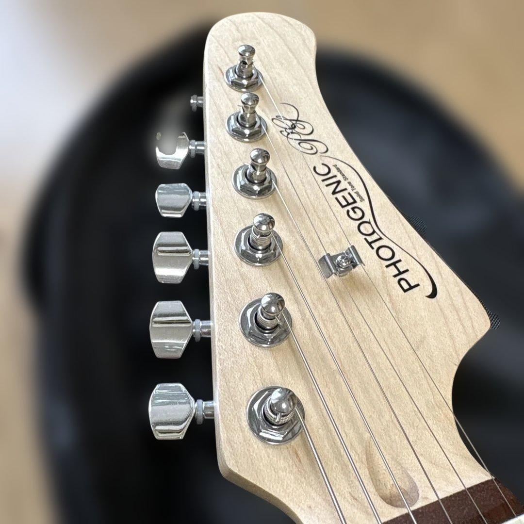 フォトジェニック エレキギター 初心者入門ライトセット ST-180/BLS