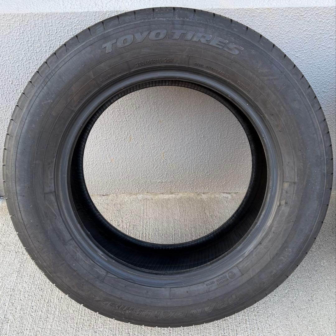 【中古】タイヤ4本セット 205/65R16 TOYO