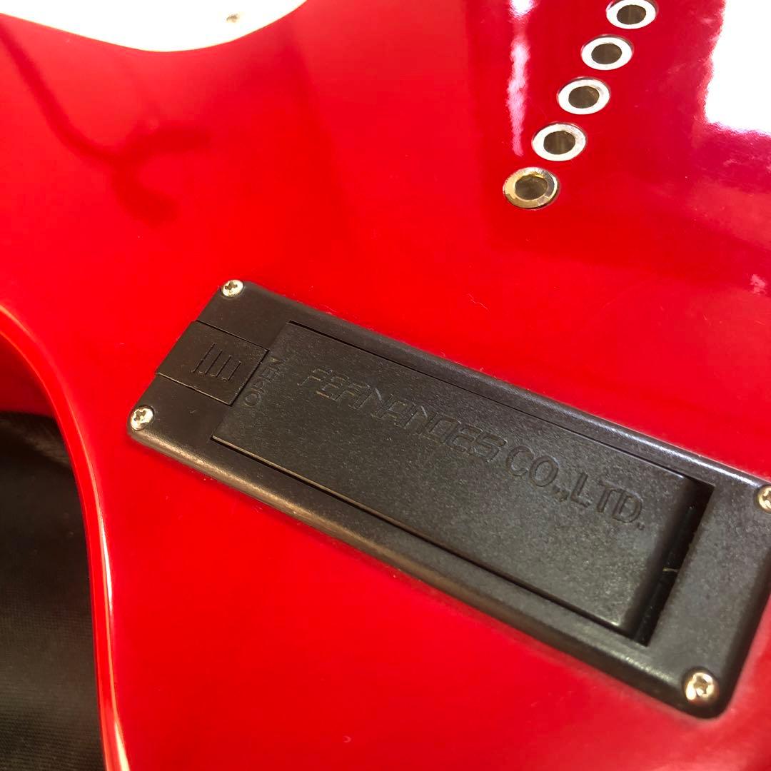 Fernandes ZO-3（ゾウさんギター） 内蔵アンプ付き ミニギター