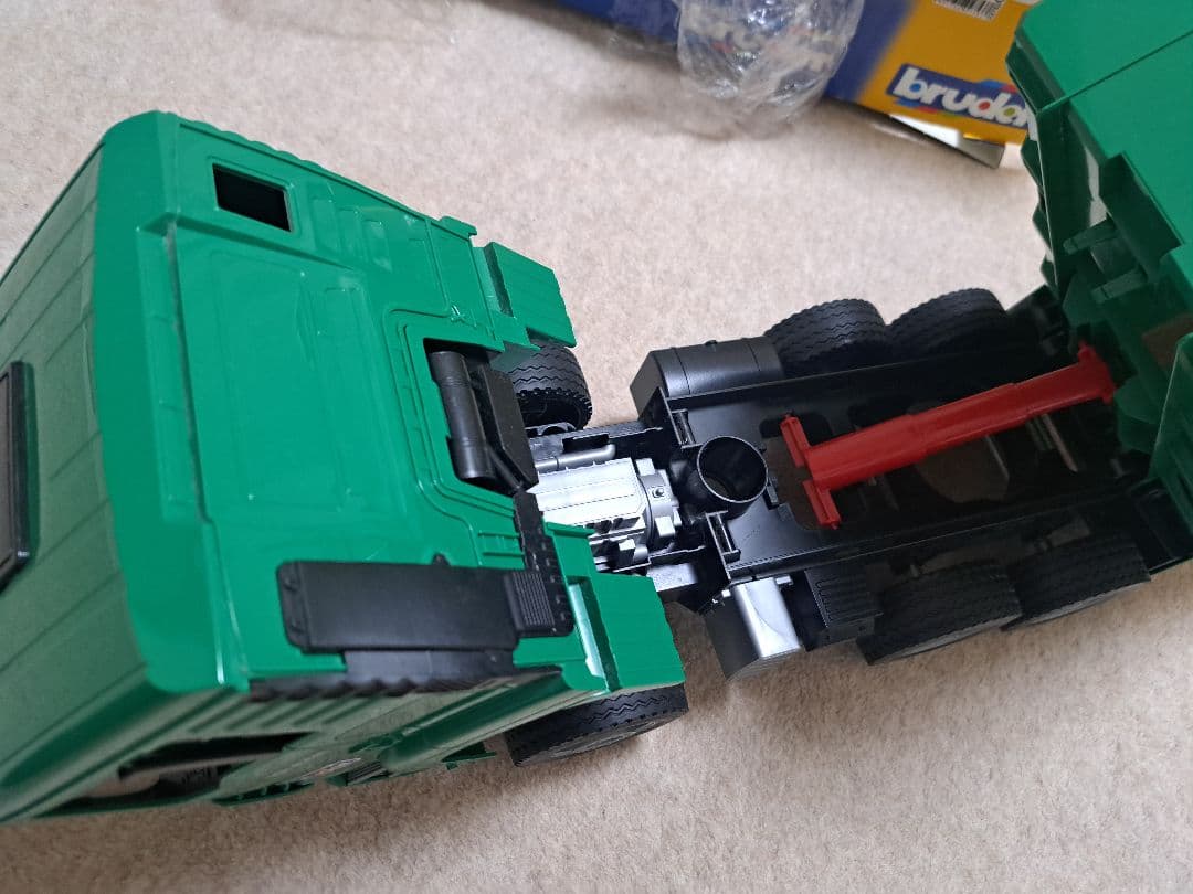 【美品】bruder MAN TGA ゴミ収集車