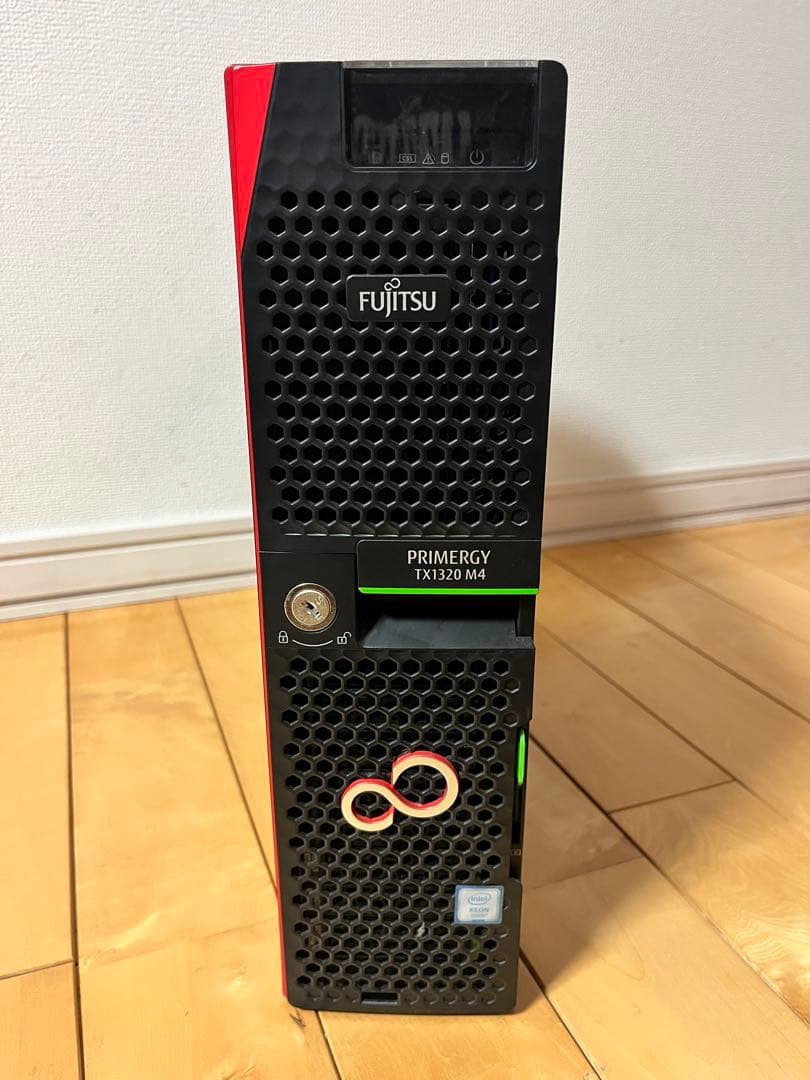 ②FUJITSU Server PRIMERGY TX1320 M4 900GB