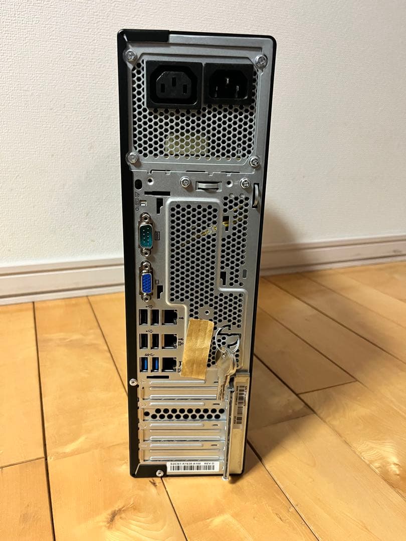 ②FUJITSU Server PRIMERGY TX1320 M4 900GB