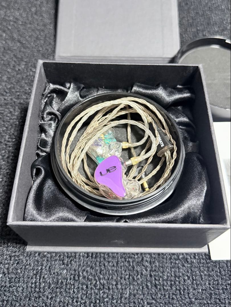 イヤホン Ultimate Ears Reference Remastered UE RR