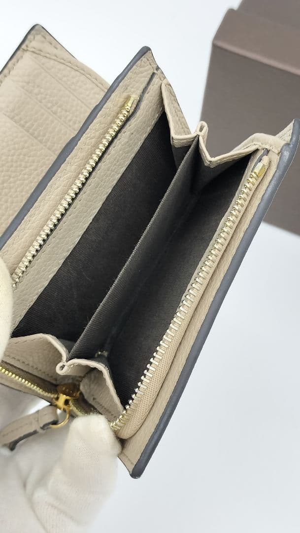 【極美品】GUCCIコンパクトウォレットGGスプリームベージュ