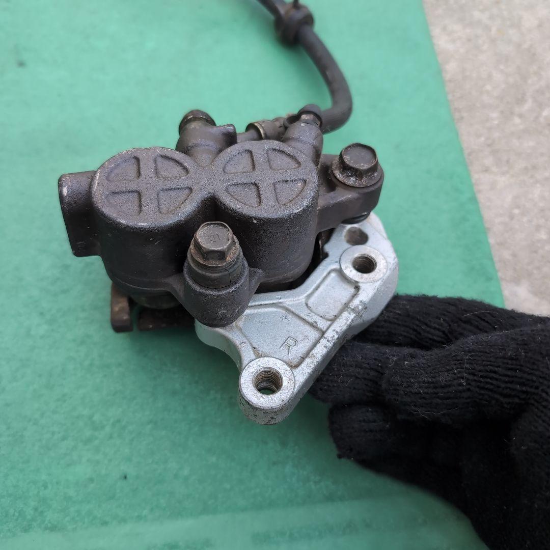 cbr400f キャリパー ホーク 流用