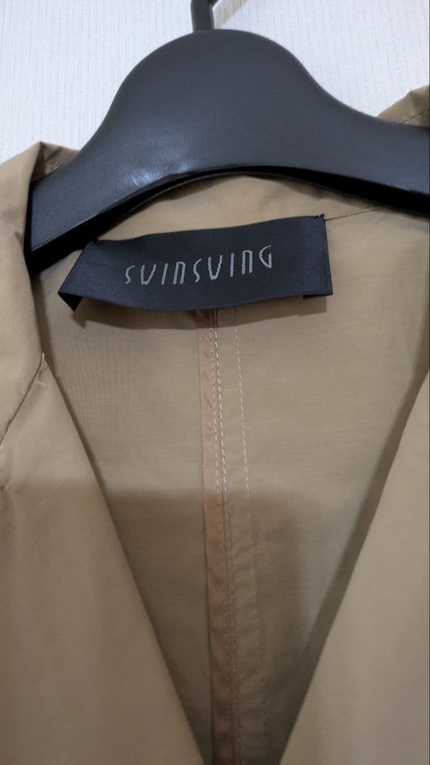 swinswing ベージュ トレンチコート　ビックシルエット　未使用