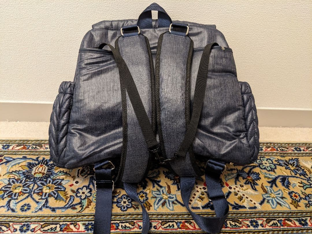 マザーズバッグ　HAPP Levy Backpack Navy