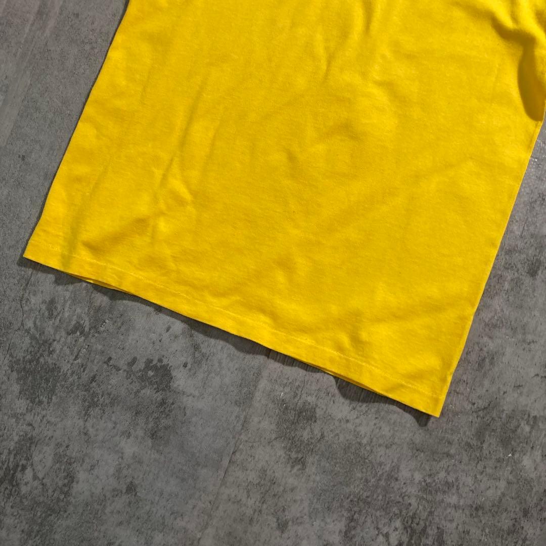 00s stussy Tシャツ センターロゴ　イエロー　Mサイズ