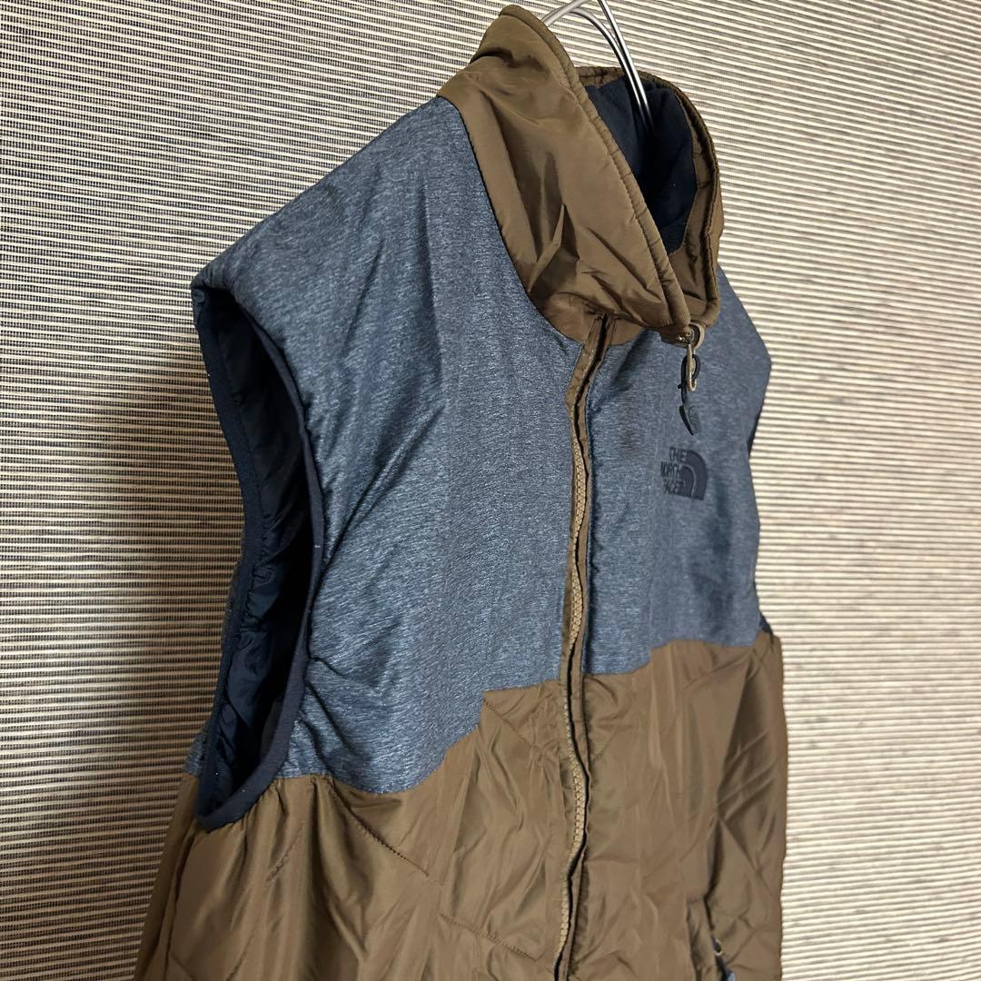 【ノースフェイス】中綿ベスト　茶色ブラウンダークグレー　黒　刺繍　P3