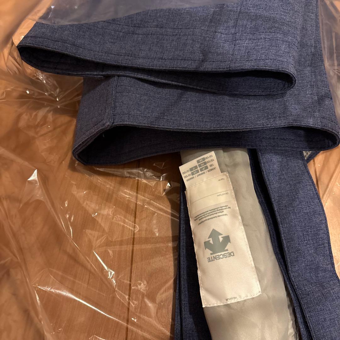 130 スキーウェア上下 DESCENTE(デサント)【クリーニング済】