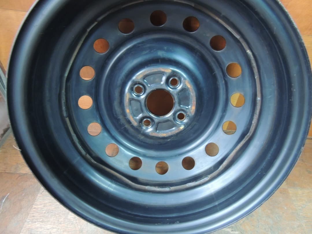 C85 16インチ スチールホイール 4本 16x5.5J ラクティス