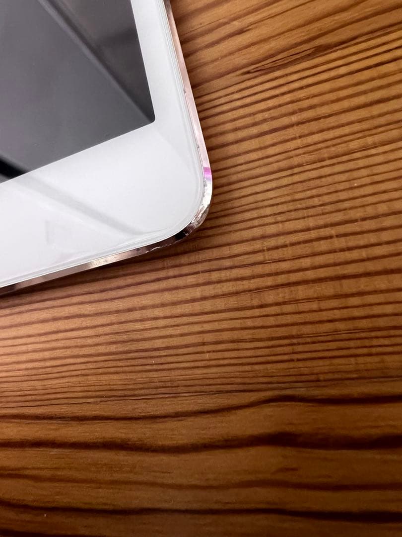 iPad本体 Apple iPad Mini 4 16GB Wi-Fi + Cellular
