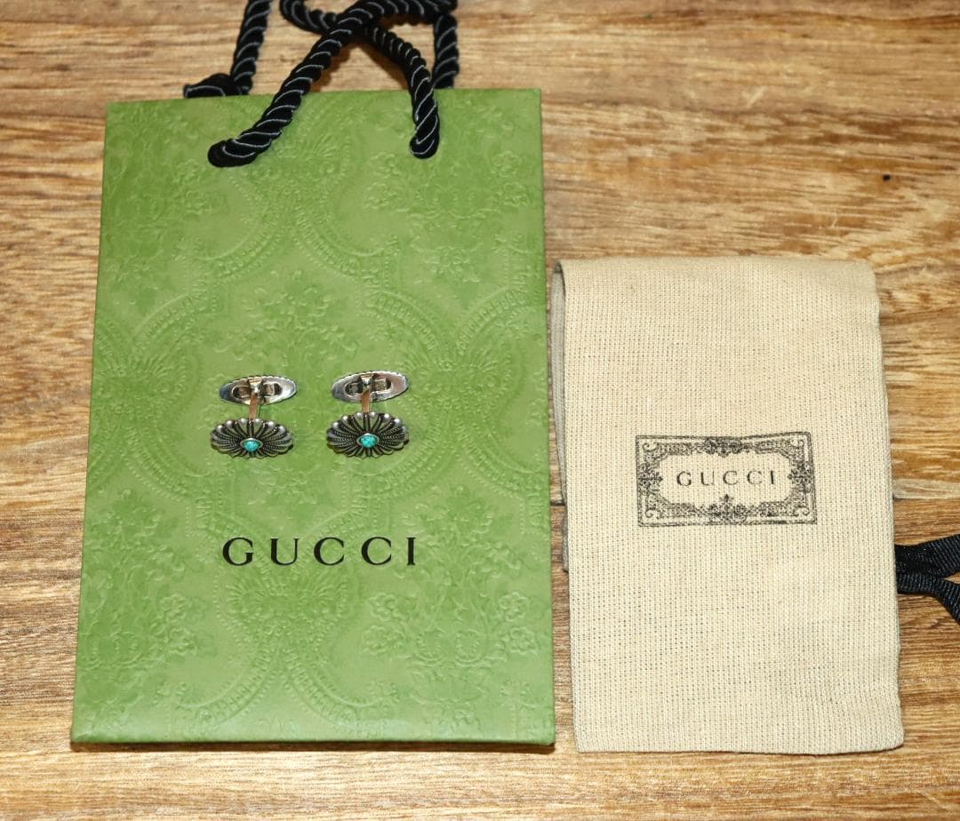 新品 GUCCI ターコイズ フローラルモチーフ シルバー カフスボタン　Ⓗ
