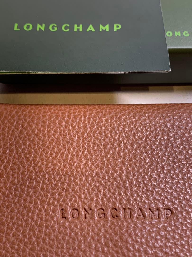【新品未使用】LONGCHAMP ブラウン 黄土色系　名刺入れ　カードケース