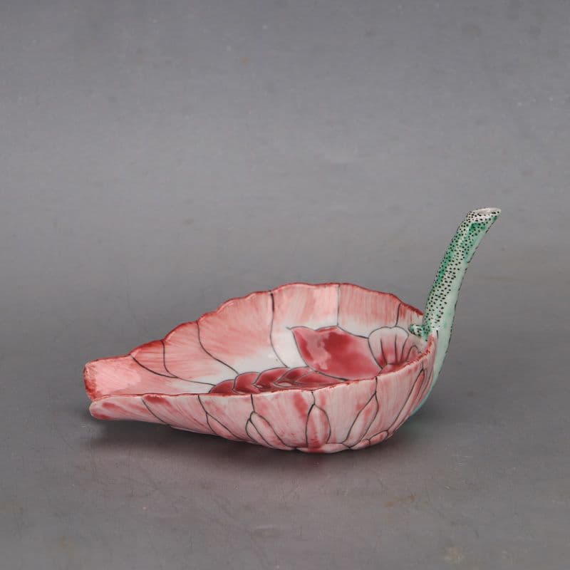 清光緒パステル彫刻です 景徳鎮 陶磁器 装飾品 現代工芸品美術品 置物