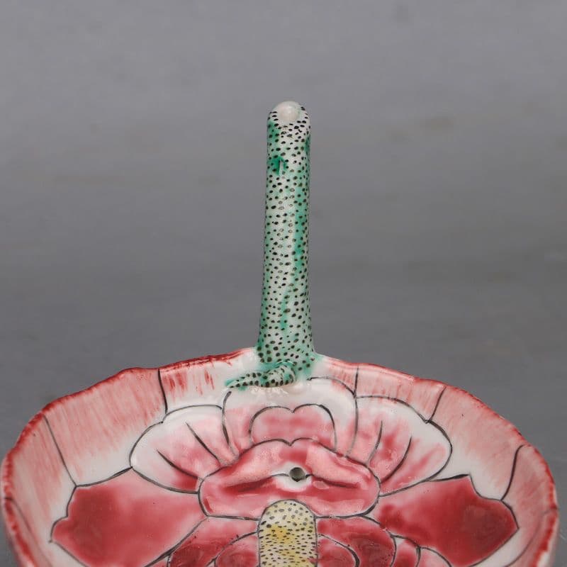 清光緒パステル彫刻です 景徳鎮 陶磁器 装飾品 現代工芸品美術品 置物