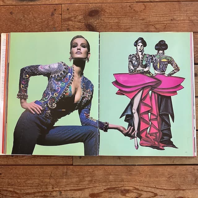 Designs ベルサーチ 1994年 写真集 Gianni Versace