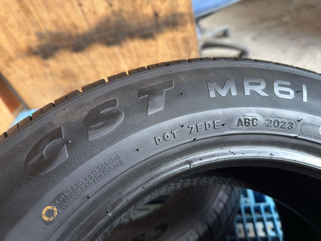 タイヤ・ホイール (526)(1)185/65R15 MARQUIS CST MR61