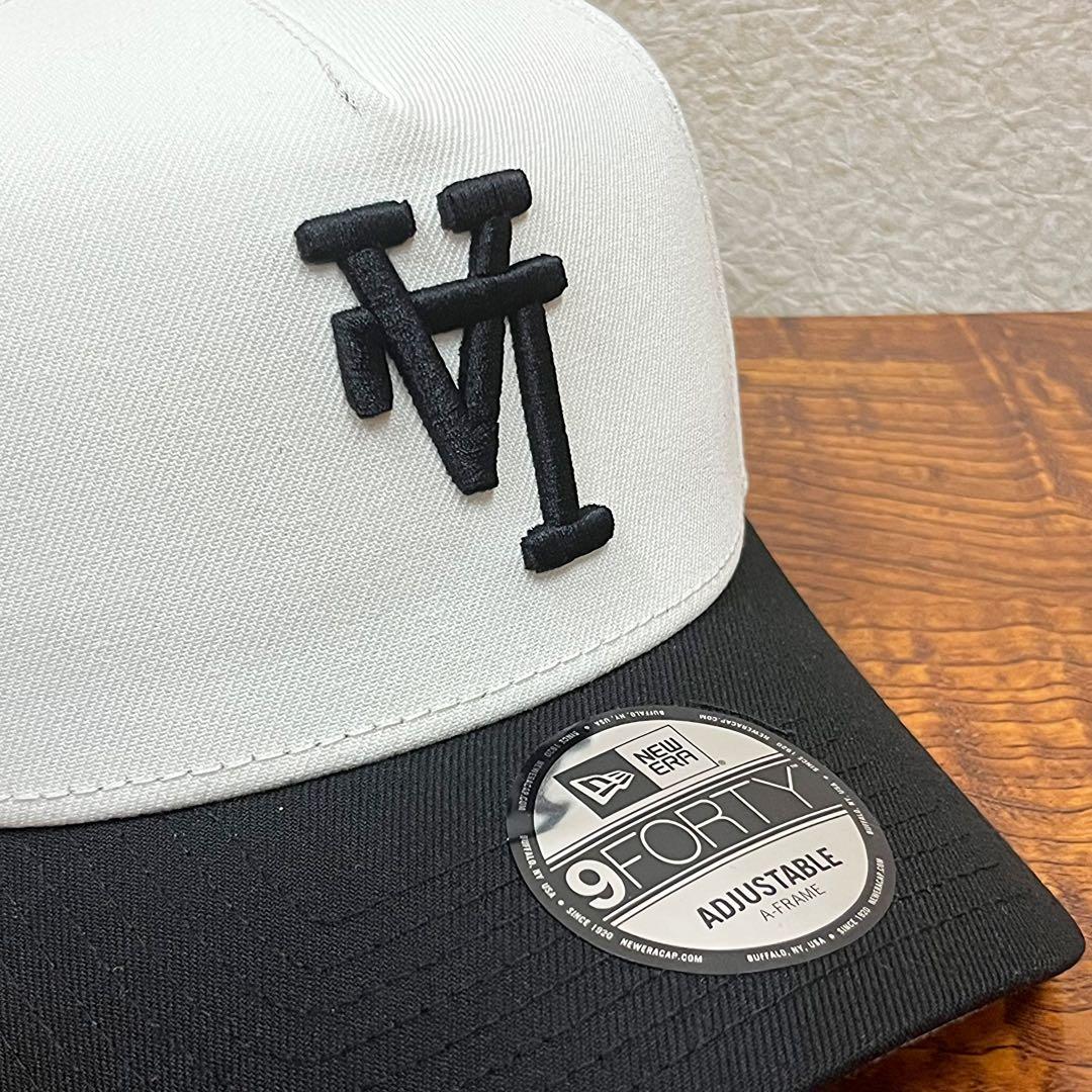 【海外限定】　ニューエラ　ドジャース 9FORTY 逆ロゴ 黒 キャップ　帽子