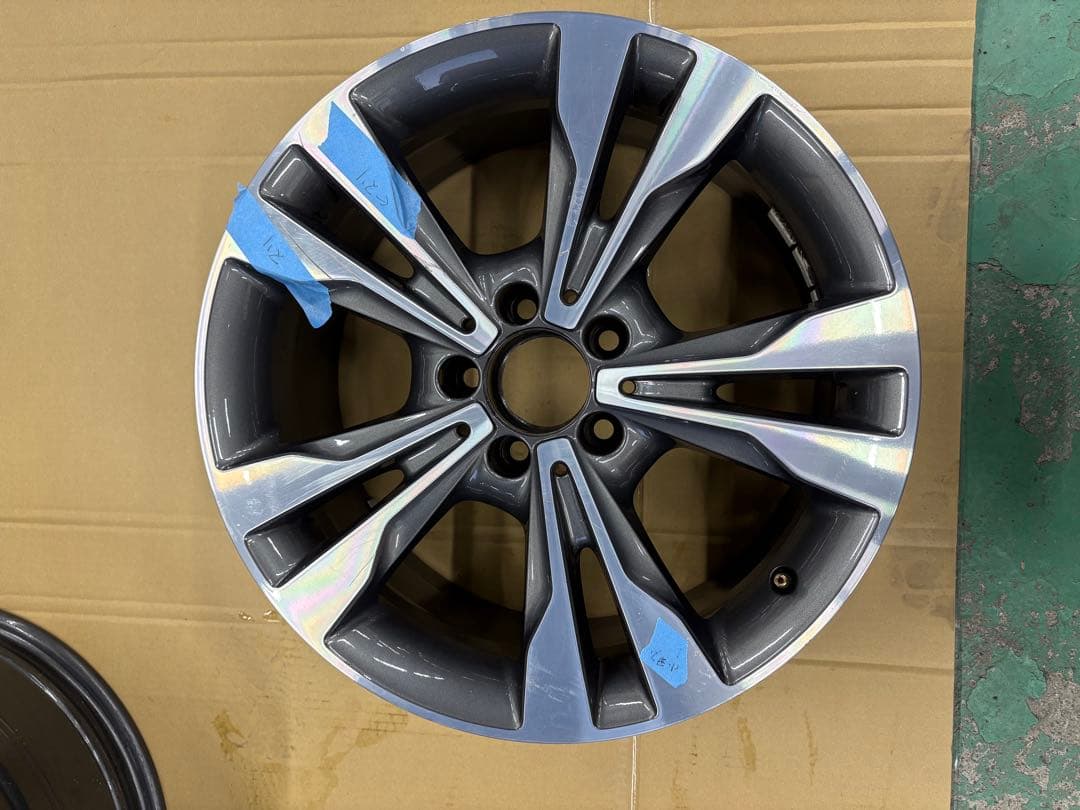 ベンツVクラス純正ホイール18インチ　7.5J ET52