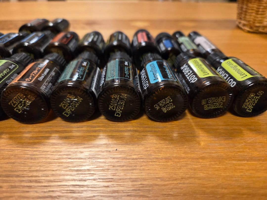 doTERRA エッセンシャルオイル 26本
