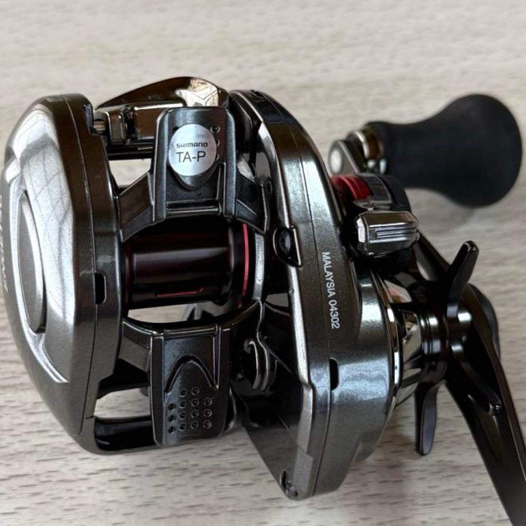 SHIMANO 炎月　21 ENGETSU 100HG リール