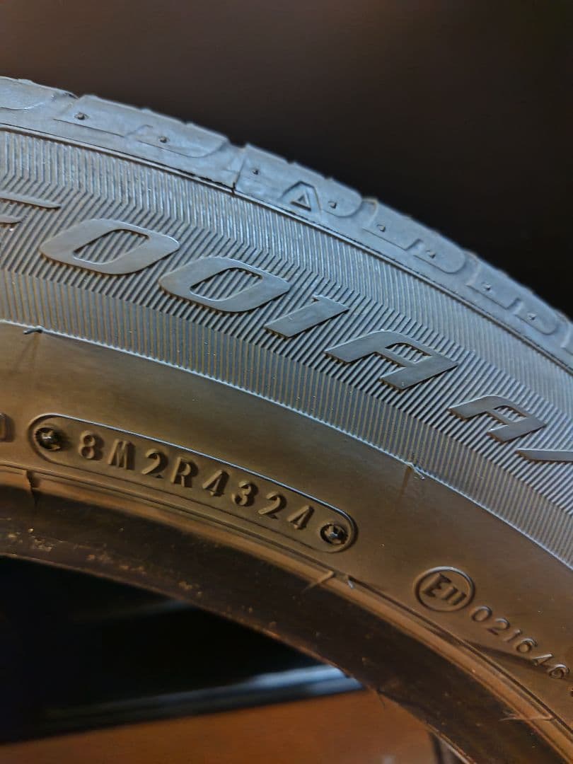 もんのじょう225/55/R18 FALKEN　ZIEXZE001A 　⑨
