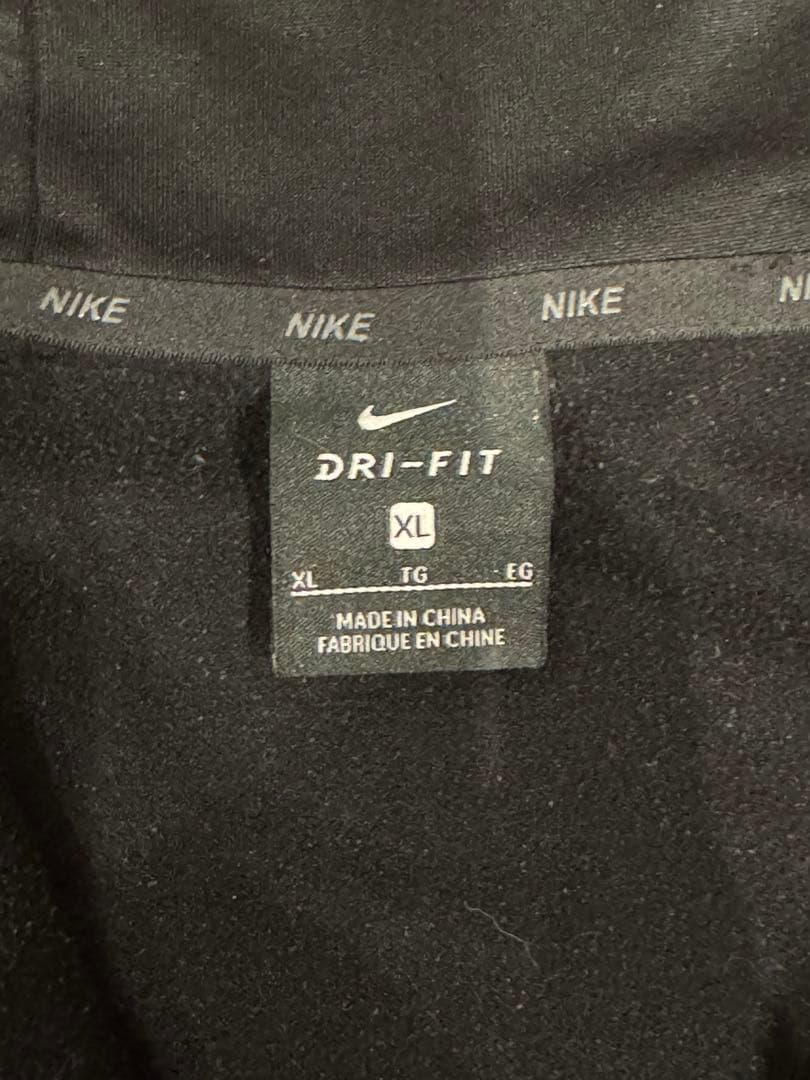 NIKE　DRI-FIT　THERMA-FIT　セットアップ　XLサイズ