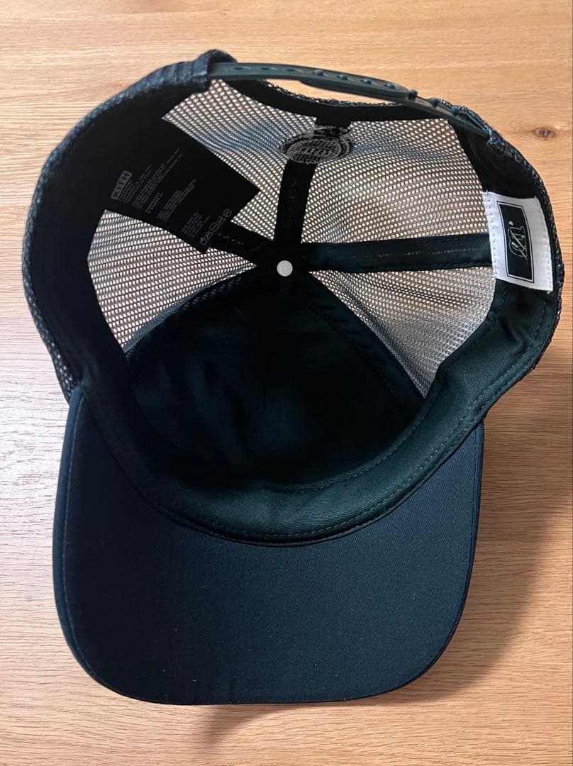 【新品、未使用】Kith × Wilson Trucker Hat